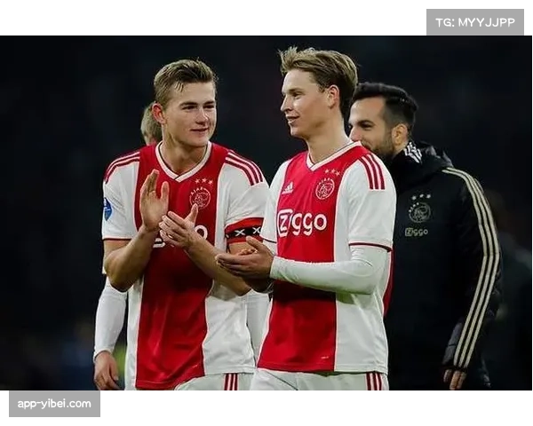 德里赫特读秒头球救主,曼联2-2客平热刺 德里赫特读秒头球救主,曼联2-2客平热刺