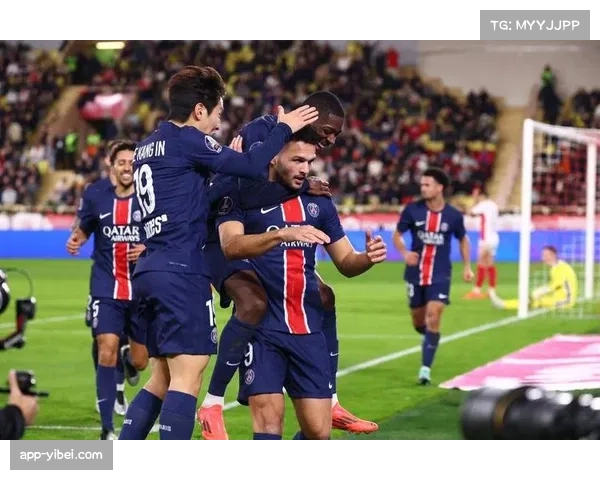 巴黎圣日耳曼主场迎战里尔，法甲前四卡位战一触即发